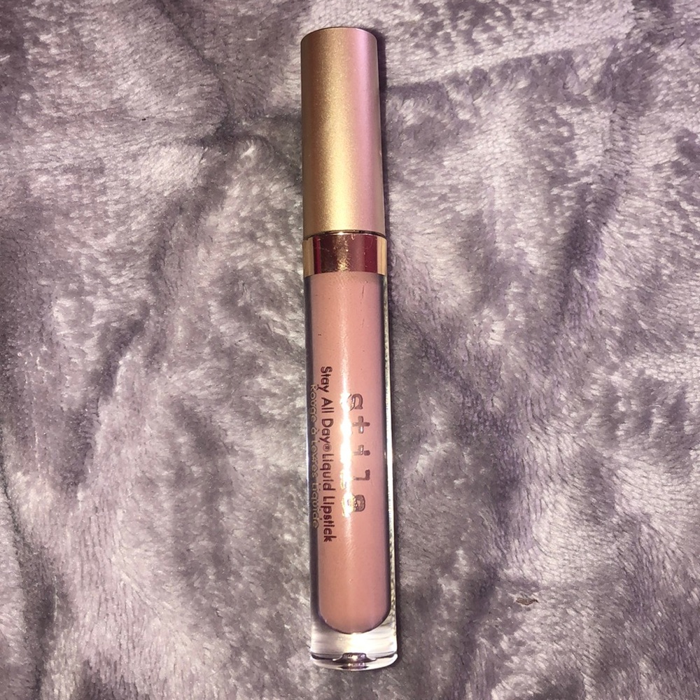 Stila Liquid Lipstick in Sheer Carmello
